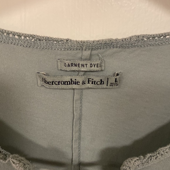 Abercrombie & Fitch women’s sleeveless top - Picture 2 of 9